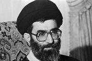 برشی از جلسه خبرگان رهبری برای انتخاب آیت‌الله خامنه‌ای