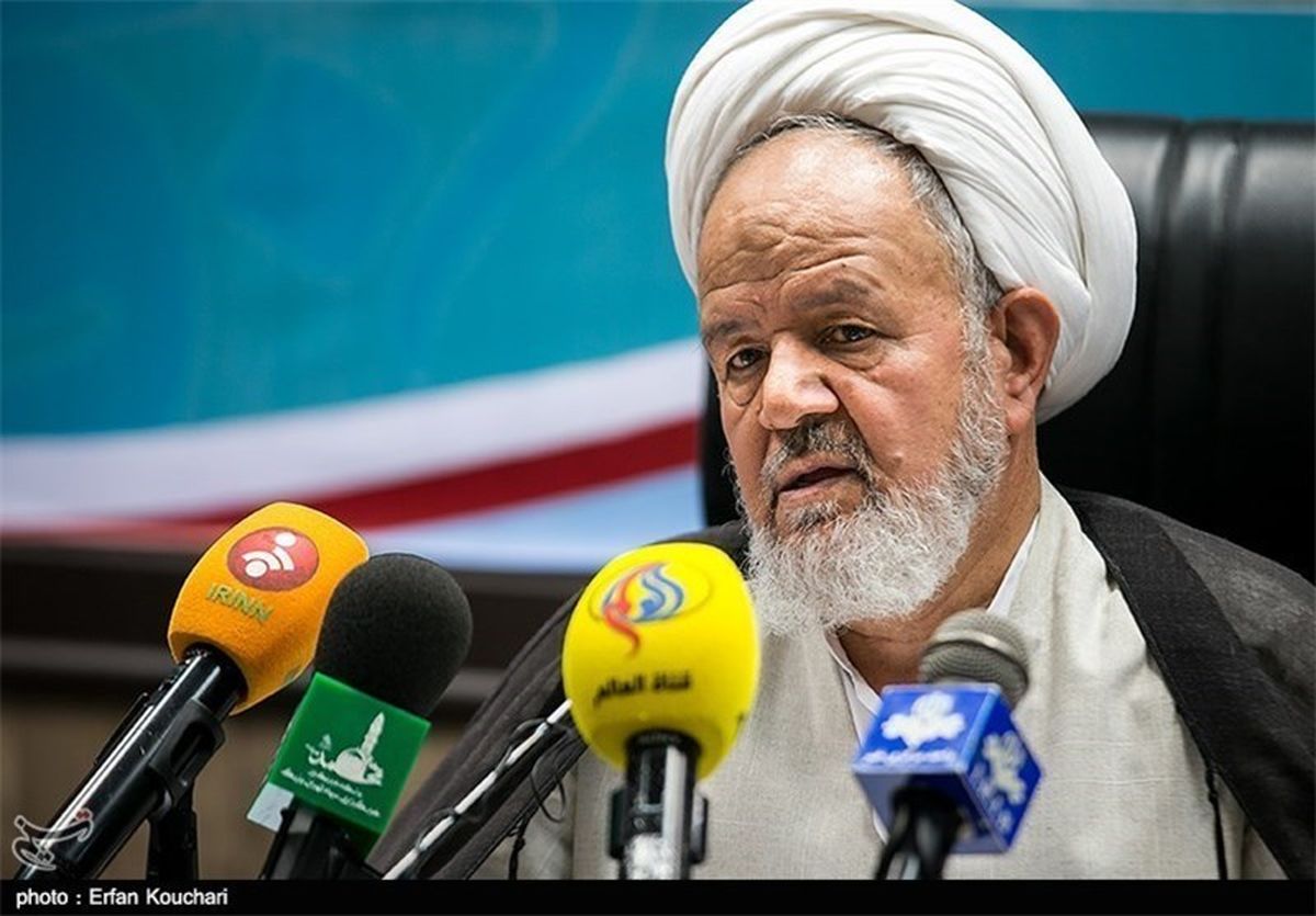 دیروز در مجلس یک عمامه به سر می‌گفت تا کی از فتنه می‌خواهید حرف بزنید!