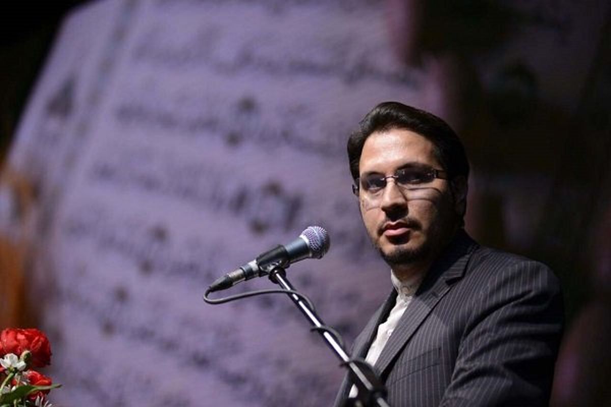 خاطره شنیدنی حامد شاکرنژاد از تلاوت در محضر رهبر انقلاب در دوران کودکی