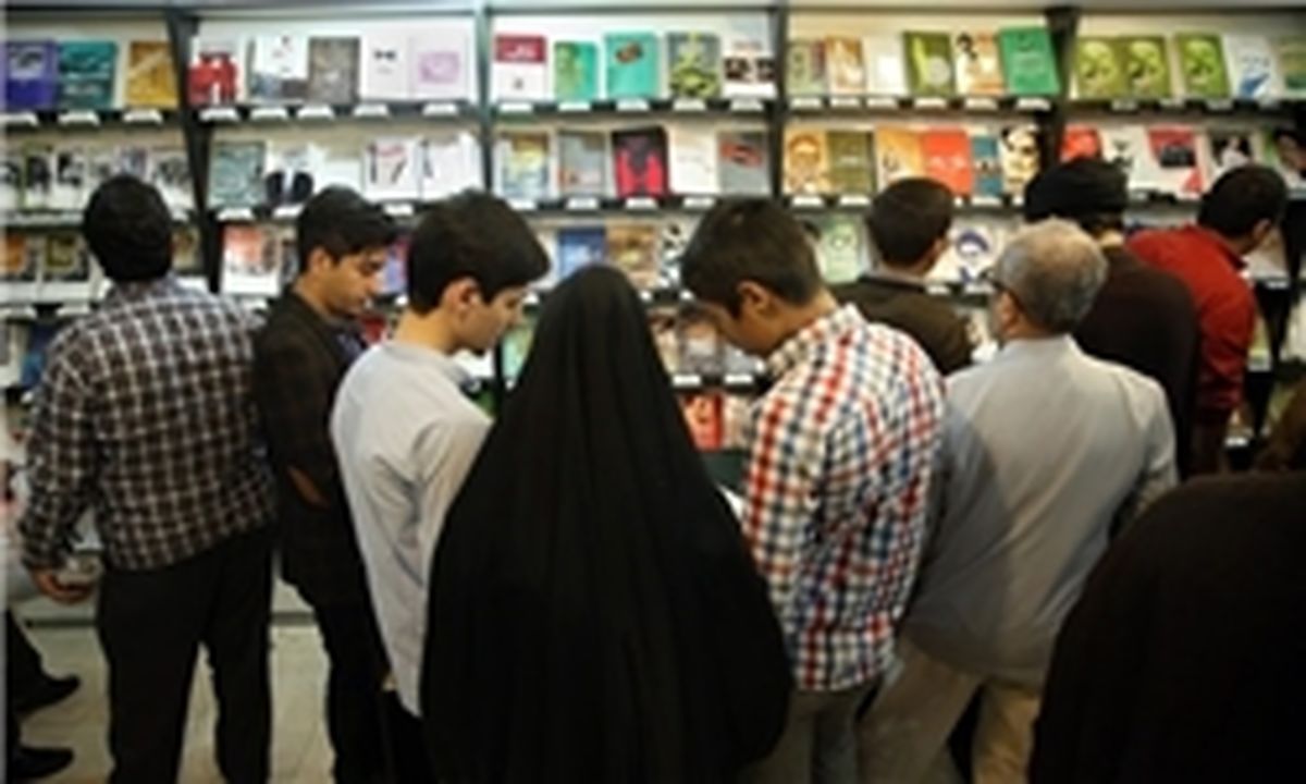 تقریظ‌های رهبر انقلاب کتاب‌ها را پرفروش کرد