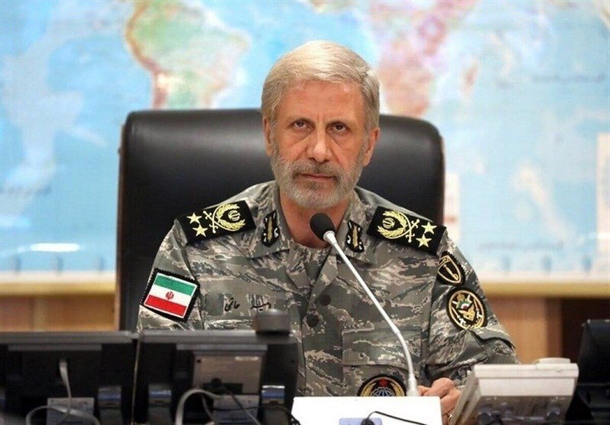 هشدار جدی فرمانده کل ارتش/ ارتش آماده پاسخ کوبنده به هرگونه تجاوز است