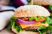 کدام غذاها عملکرد کبد را مختل می کنند؟