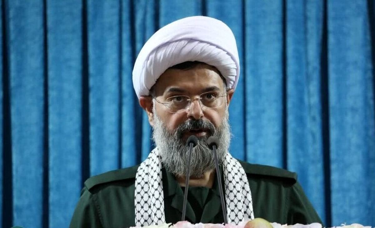 اقدام جالب یک امام جمعه در حمایت از حمله موشکی سپاه به اسرائیل