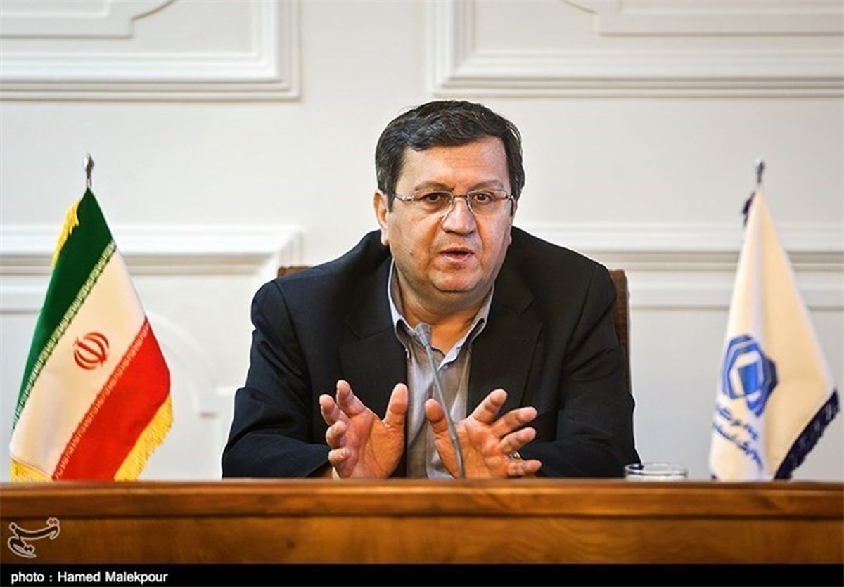 همتی:یک ریال وام بانکی نگرفته‌ام