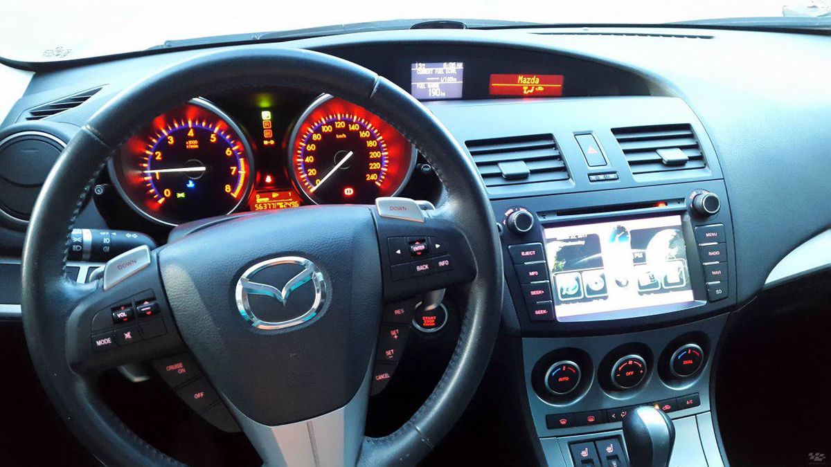 تفاوت قیمت Mazda 3N در بازار و نمایندگی چقدر است؟