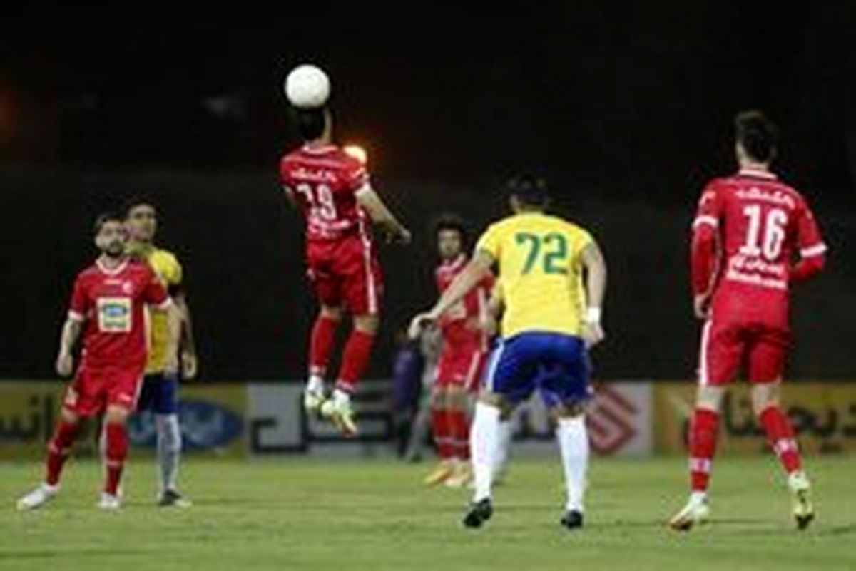 یک تماس این پرسپولیسی را نگه می‌دارد؟
