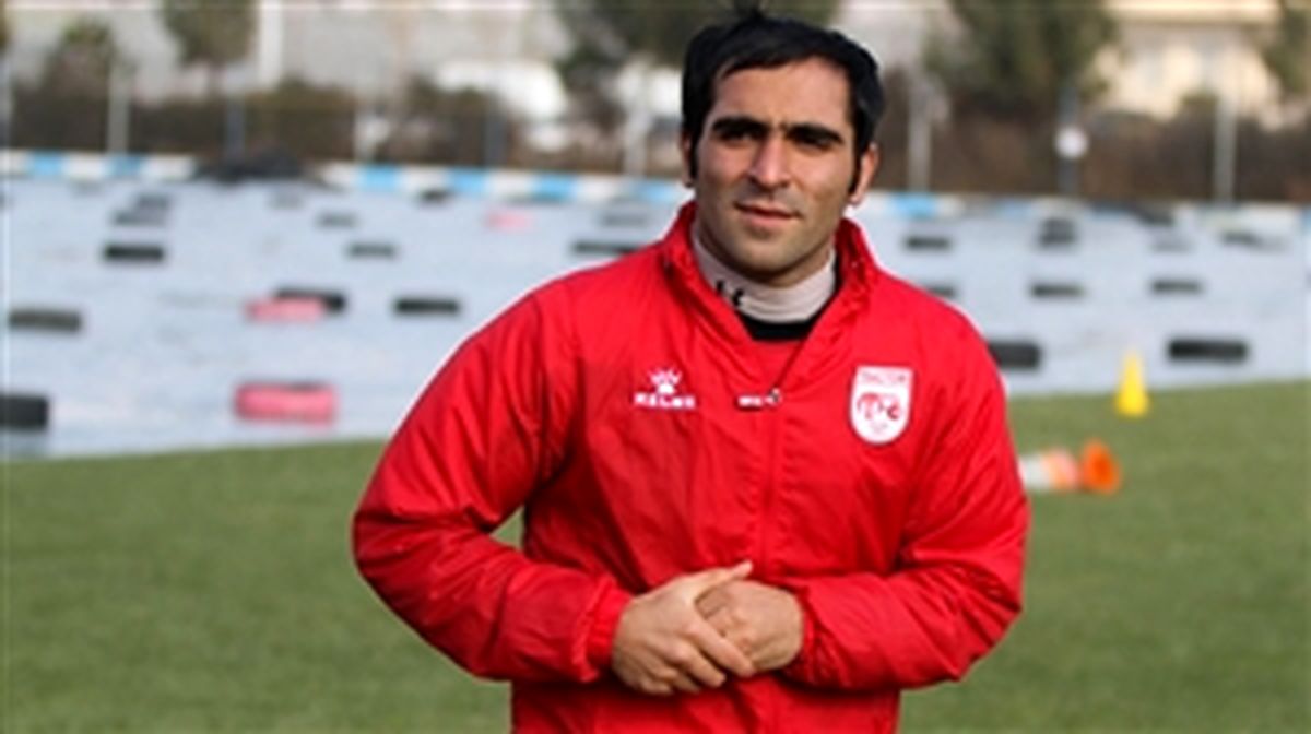 کاپیتان تراکتورسازی:  به زودی یقه پرسپولیس را می گیریم  