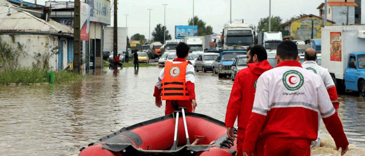 پیوستن ۱۶ بانک به پویش هلال احمر برای کمک به سیل زدگان