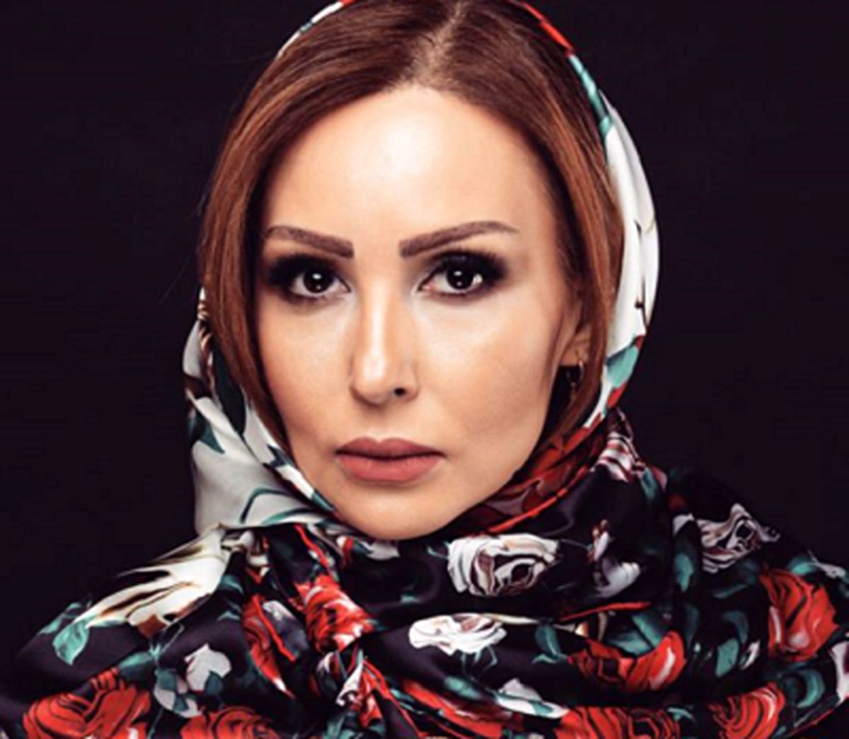 خوشحالی بازیگر زن جنجالی از تزریق واکسن کرونا/ عکس