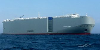 هدف قرار گرفتن کشتی اسرائیلی در نزدیکی امارات