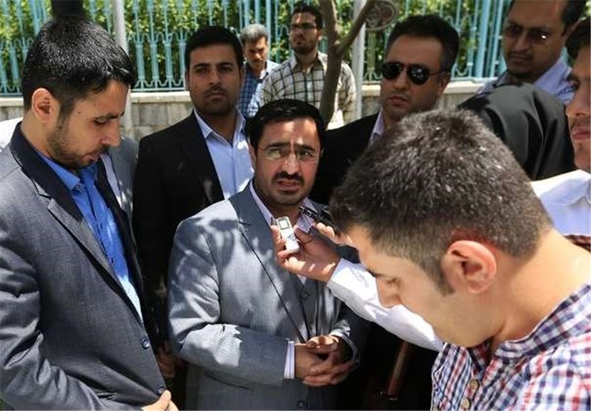 قرار منع تعقیب مرتضوی از استخدام بدون مجوز در تأمین اجتماعی