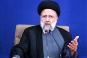 رئیسی روی سر نوجوان ترکمنستانی کلاه گذاشت+عکس
