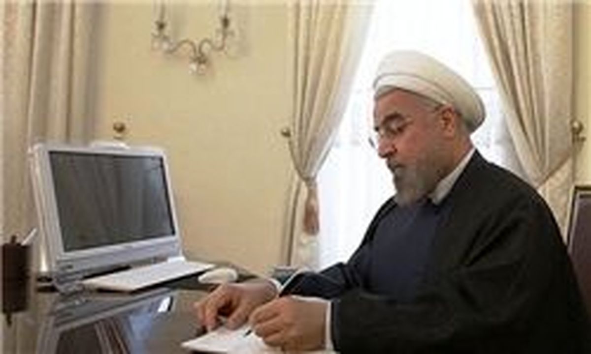 روحانی  سالگرد استقلال قرقیزستان را تبریک گفت