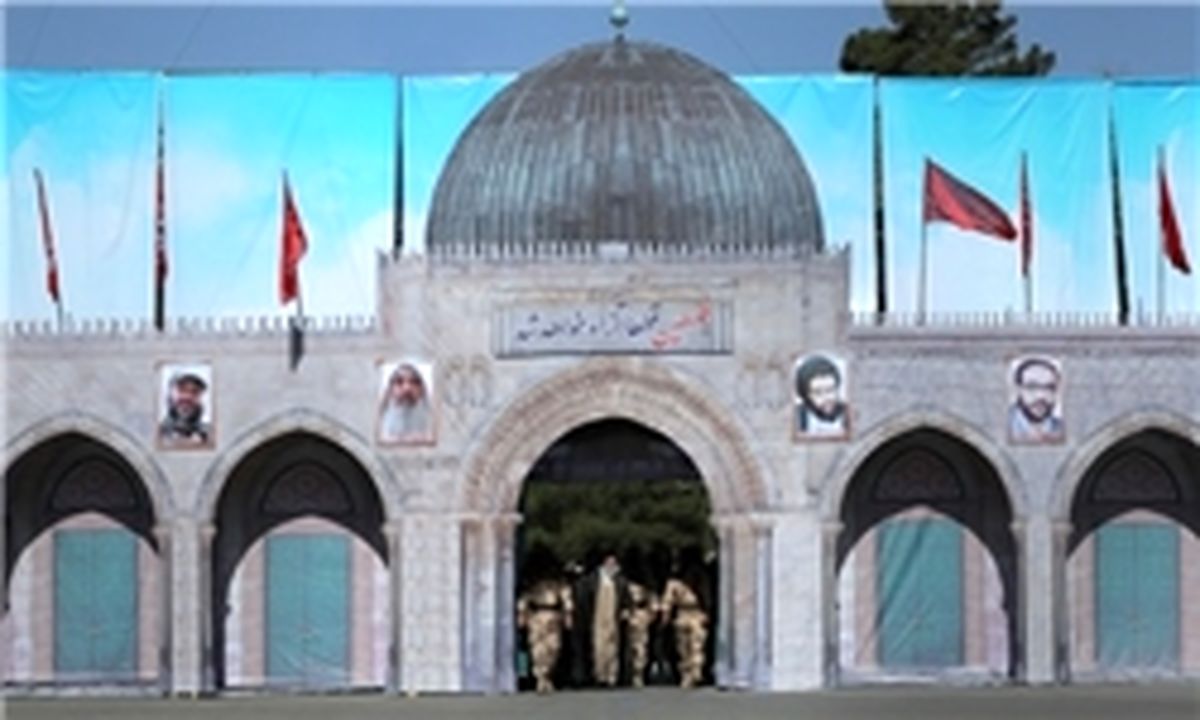 ورود «رهبر» به دانشگاه سپاه از مسجد‌الاقصی