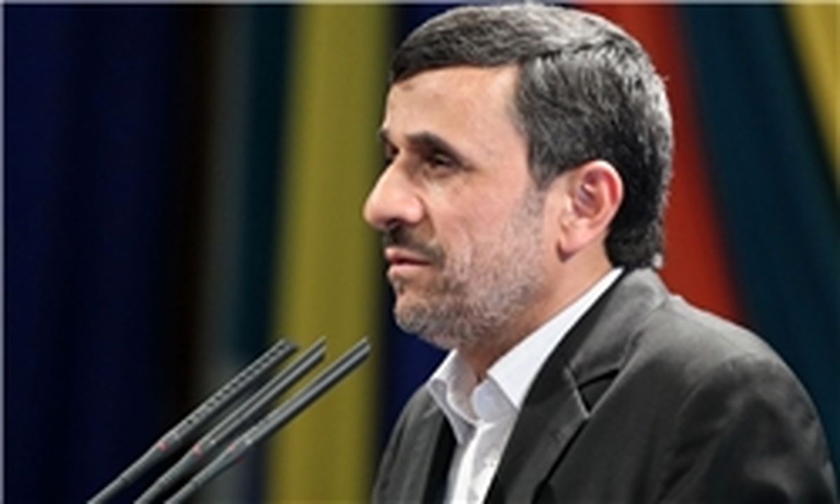 قدردانی محمود احمدی‌نژاد از رهبر معظم انقلاب