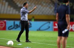 چرا نکونام برای آمدن به استقلال تردید دارد؟