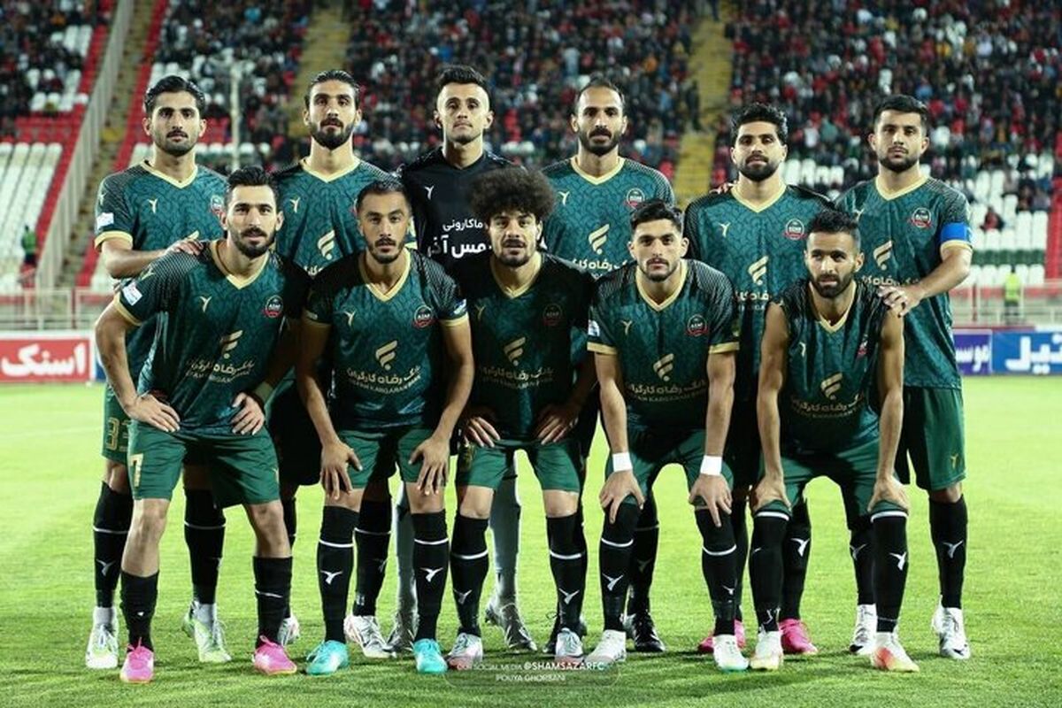  بنر خاص در رختکن شمس‌آذر برای بردن پرسپولیس+عکس