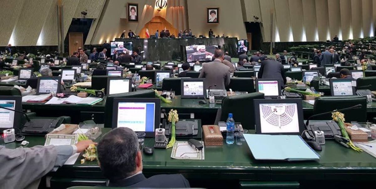عدم امکان ادامه برگزاری جلسات صحن بدون سیستم رأی‌گیری