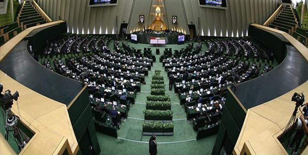اسامی تاخیرکنندگان آغاز جلسه علنی امروز عصر مجلس