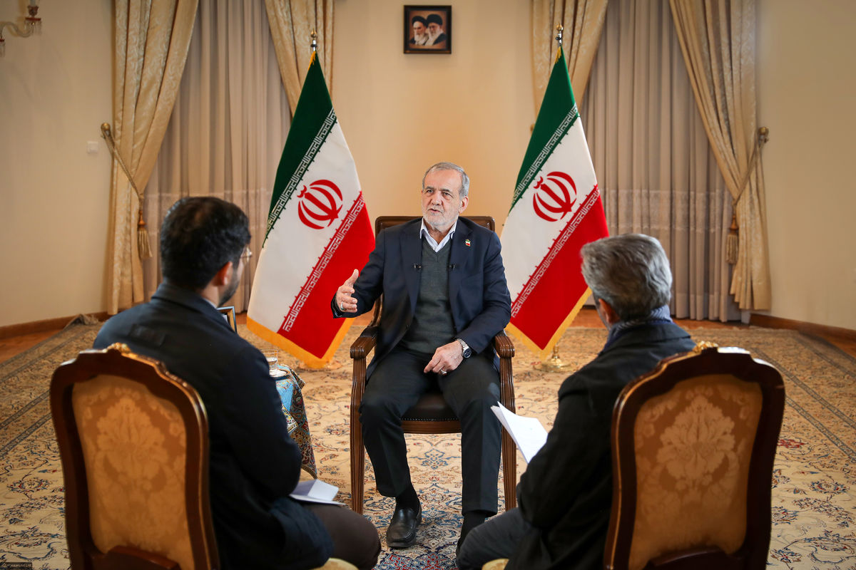 برنامه نوشته‌اند که ایران ۳۶ ماه دیگر باید ساقط شود! 