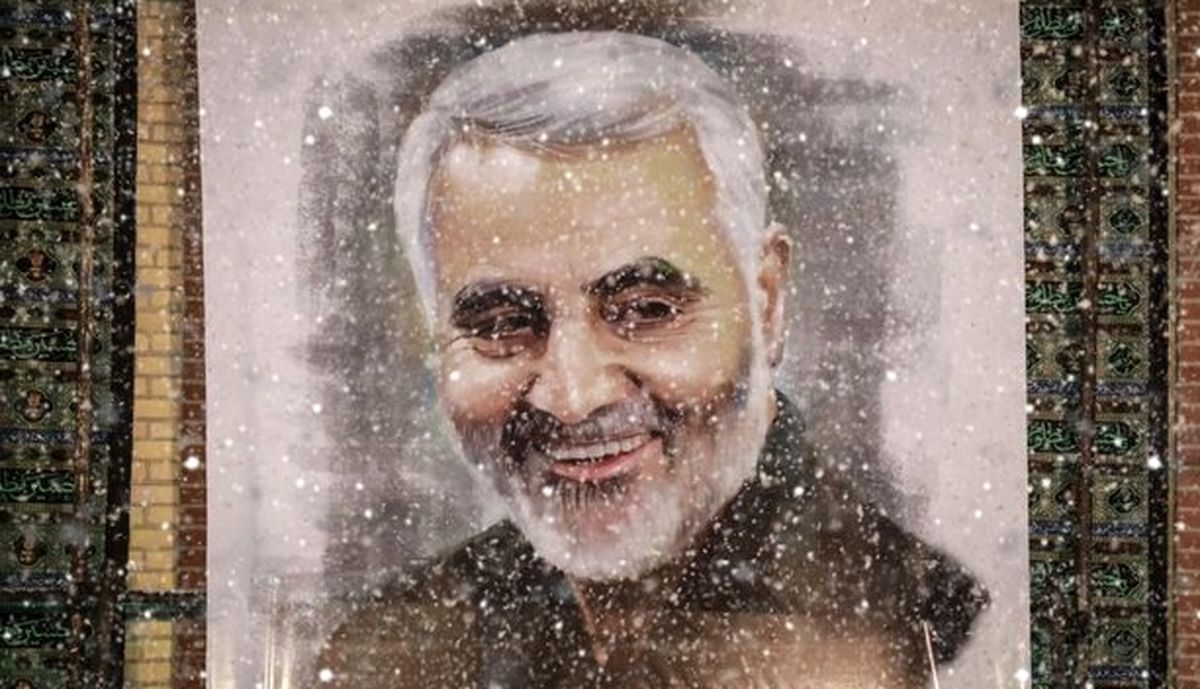 لحظه تدفین حاج قاسم سلیمانی توسط قالیباف/فیلم