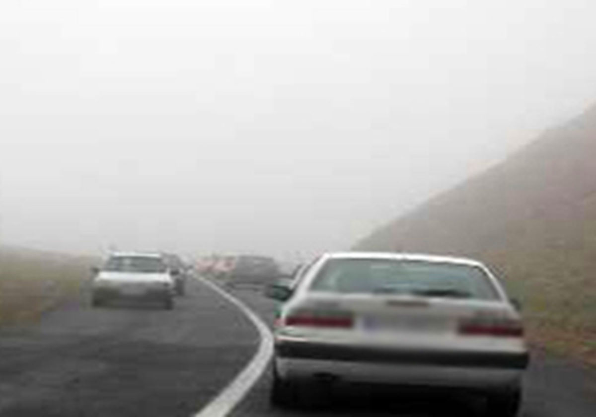بارش برف و باران و مه گرفتگی در جاده‌های کشور 