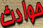 
3 کشته و 8 مجروح در برخورد مرگبار کامیون کشنده با مینی بوس
