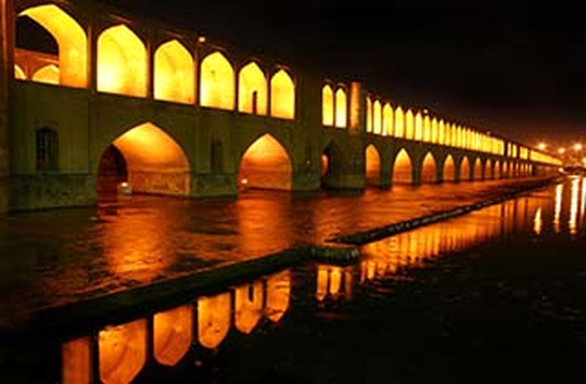 کودک خردسال بر اثر سقوط از سی و سه پل جان باخت