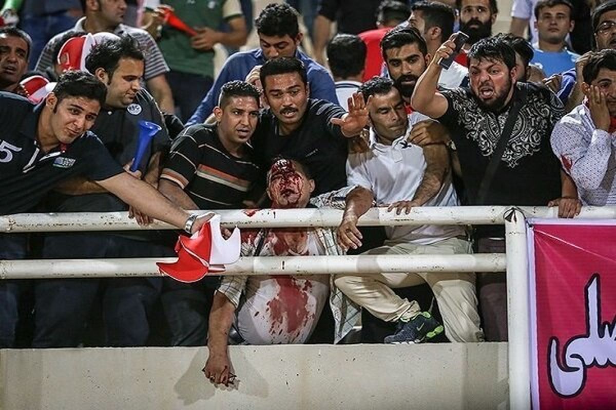 هوادار پرسپولیس قربانی درگیری داخلی؟!