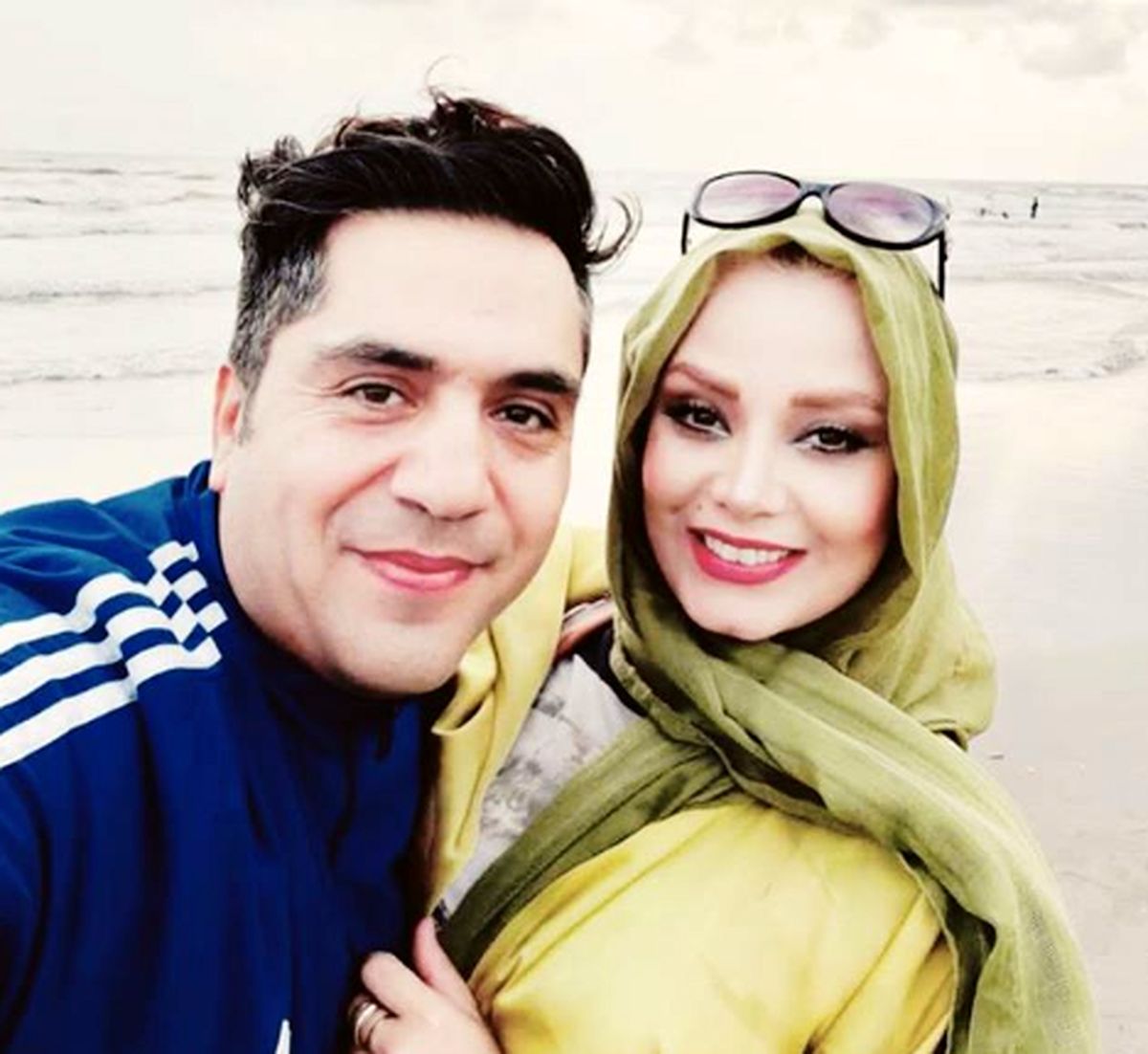 ست فیروزه‌ای خانم مجری و همسرش در دل طبیعت /عکس