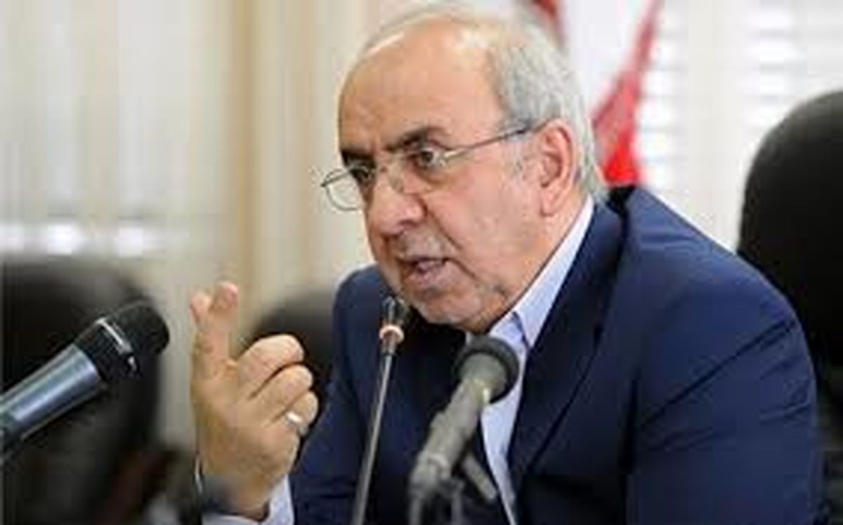 خودروسازان شرکت های زیرمجموعه خود را واگذار کنند