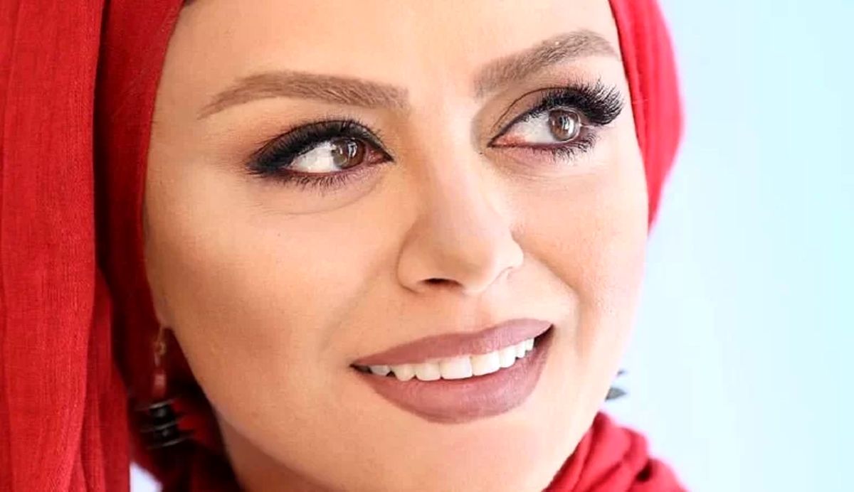 مدرک بین المللی مربیگری یوگای خنده شبنم فرشادجو /عکس
