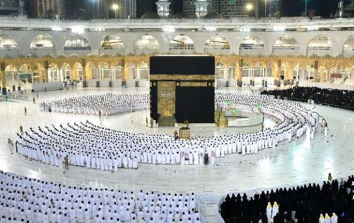 
سلام فرمانده در طواف خانه خدا+فیلم
