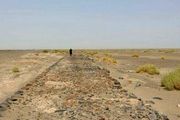 جاده کهن سنگ‌فرش در کویر نمایان شد