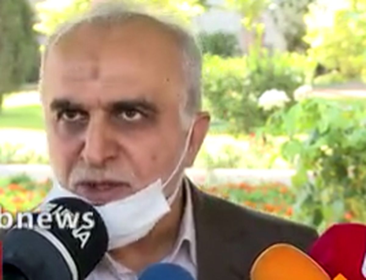 وزیر اقتصاد: برآوردهای خیلی خوبی نسبت به آینده بورس دارد