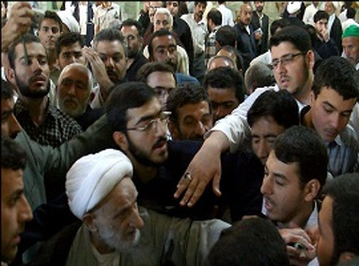 شوخی‎‌ شیرین آیت‎‌الله بهجت با یک گمشده