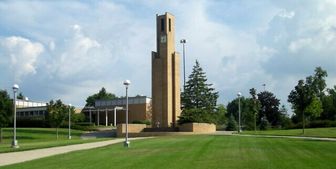 اخراج استاد دانشگاه به دلیل انتشار مطالب ضدیهودی