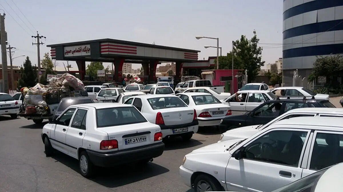 هشدار مهم پلیس: مقابل پمپ بنزین ها تجمع نکنید