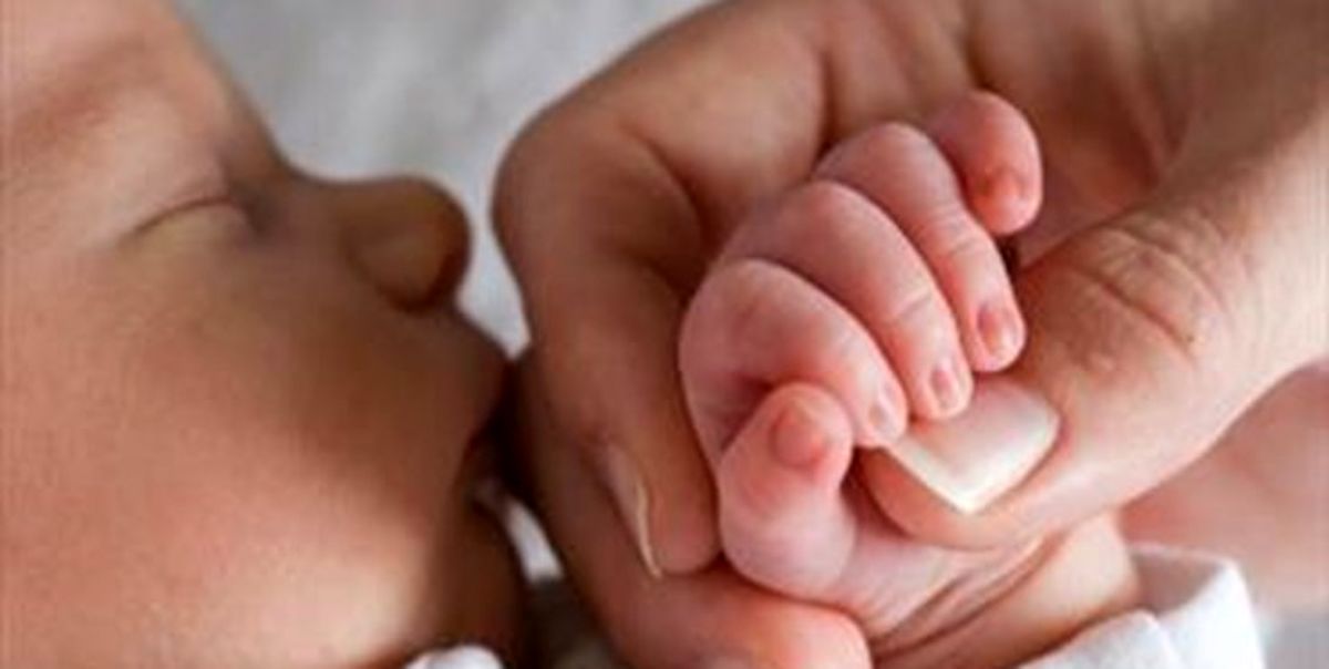 دستکاری کردن تاریخ تولد نوزاد چه عوارضی دارد؟
