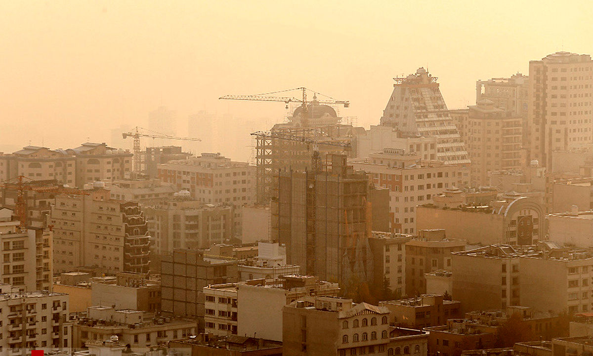 سالمندان و بیماران قلبی مراقب باشند