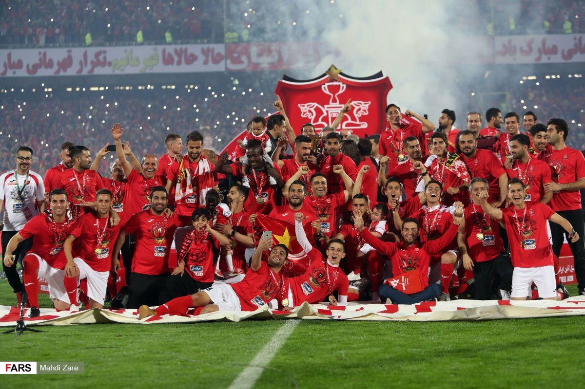 همه تیم ها موافق قهرمانی تیم پرسپولیسند به جز ...؟
