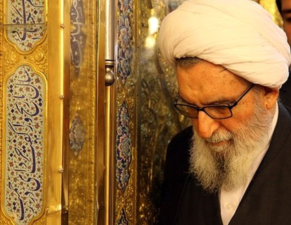  آیا واعظ طبسی در کاخ ملک آباد زندگی می‌کرد؟