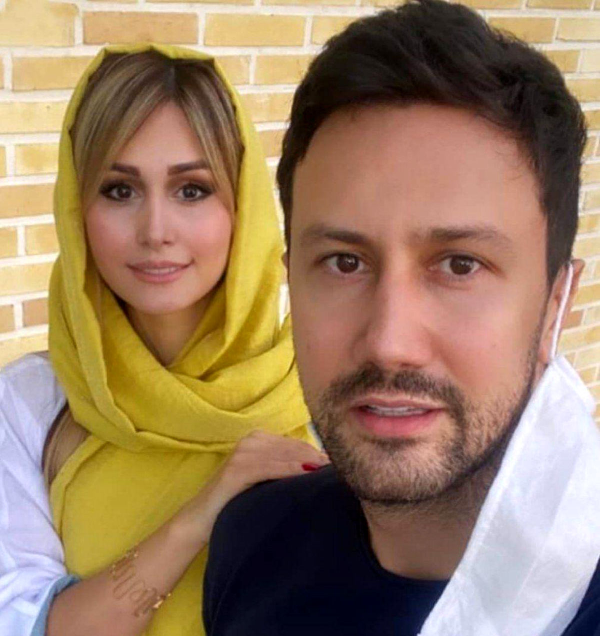 هدیه جالب شاهرخ استخری به همسرش /عکس
