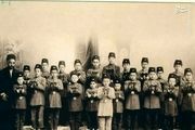 تیپ دختر بالاشهری های تهرا‌ن در زما‌ن قاجار‌/ عکس