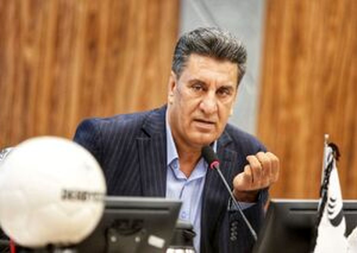 
افشاریان: کمک‌داور بازی پرسپولیس شاهکار کرد
