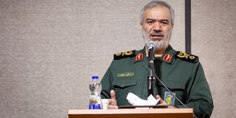 سپاه در سختی‌ها و مقاطع سخت همدرد مردم است