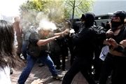 تظاهرات مخالفان ترامپ در روز مالیات