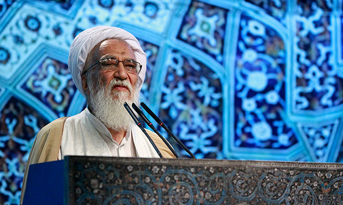 موحدی کرمانی: زندگی اشرافی صاحبان قدرت آنها را از مردم جدا می‌کند
