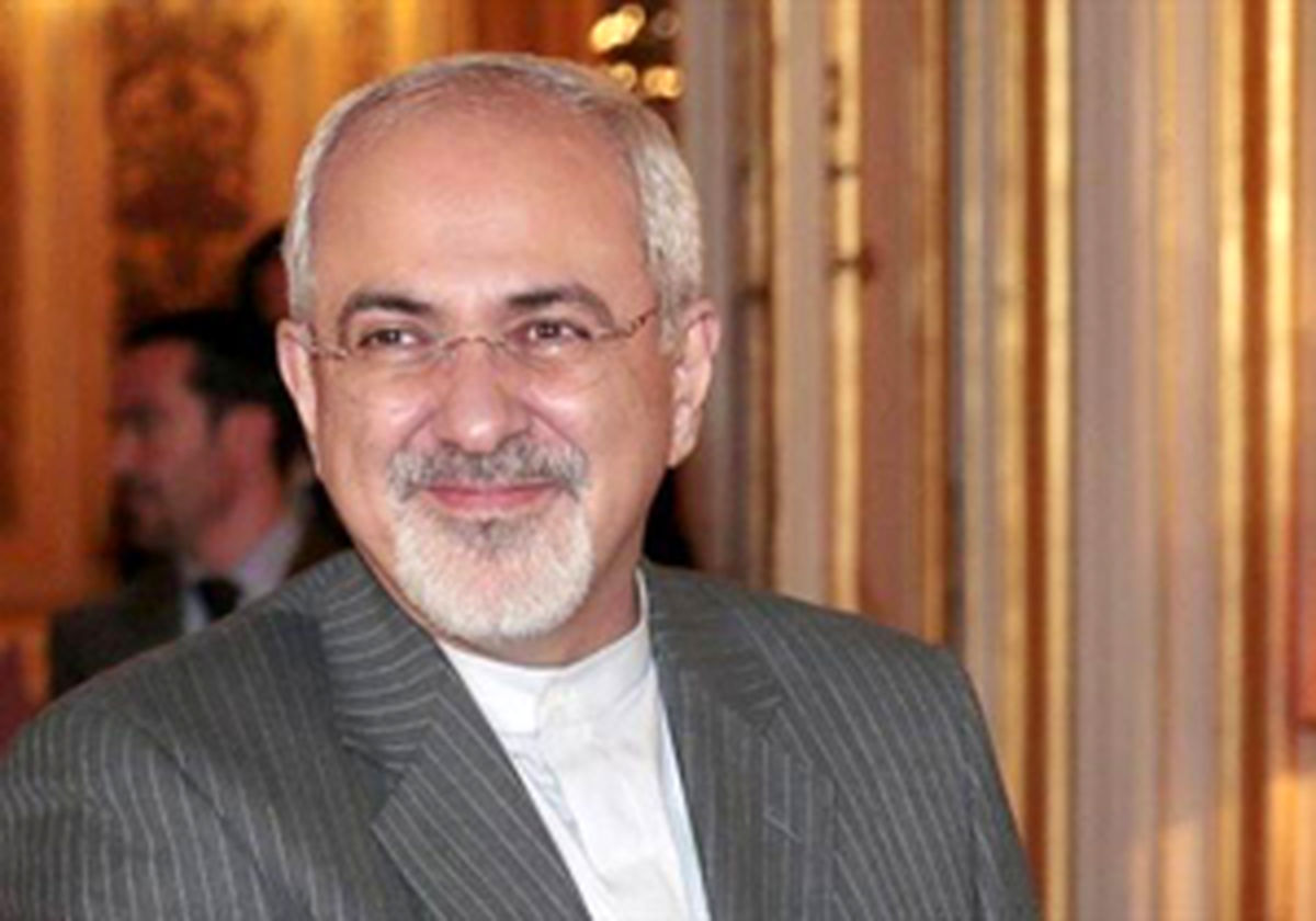 ظریف: احمدی‌ نژاد بزرگ‌ ترین لطف تاریخی را در حق من انجام داد!