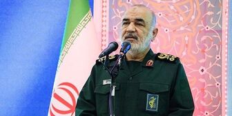 سرلشکر سلامی: هر پایگاه بسیج یک دشمن بزرگ برای آمریکا است

